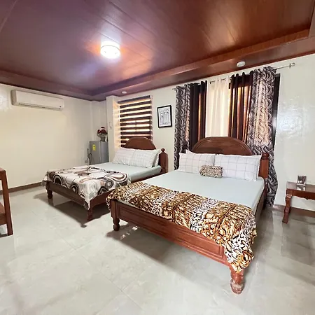 Villa Lourdes Alaminos Exterior photo