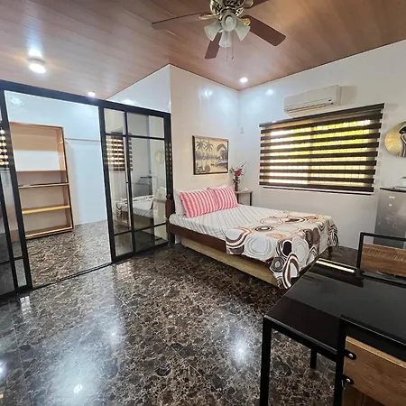 Villa Lourdes Alaminos Exterior photo